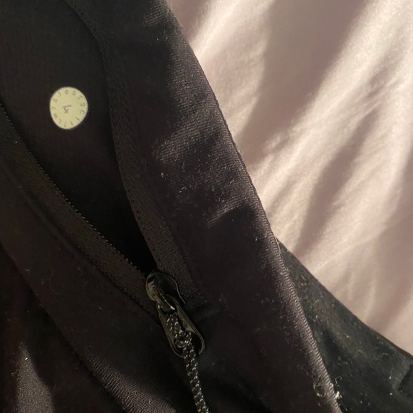 black speed up shorts - Picture 5 of 5